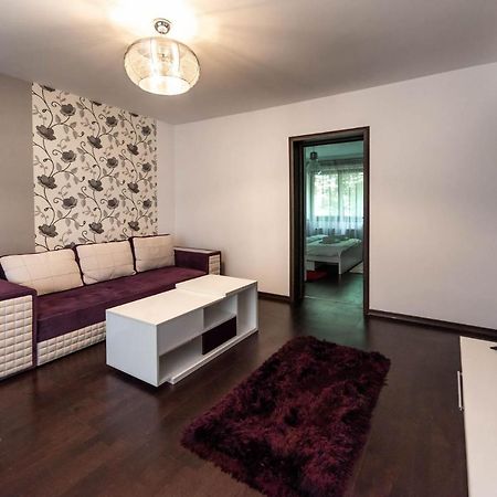 La Nueve Suite Braşov Exteriör bild