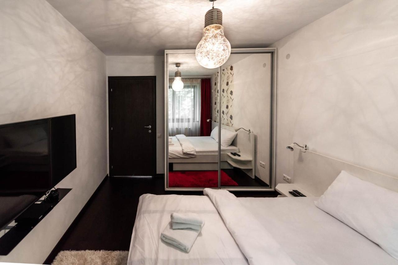 La Nueve Suite Braşov Exteriör bild