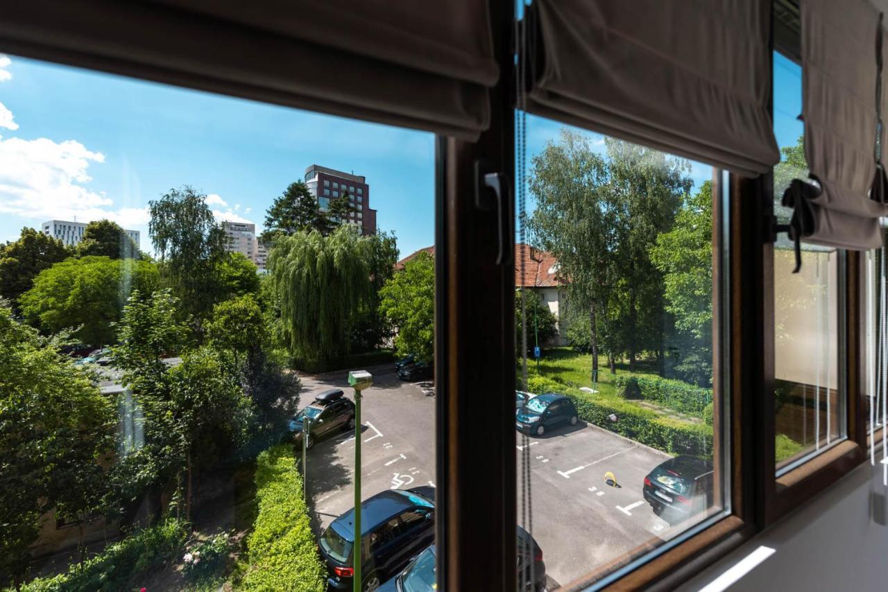 La Nueve Suite Braşov Exteriör bild