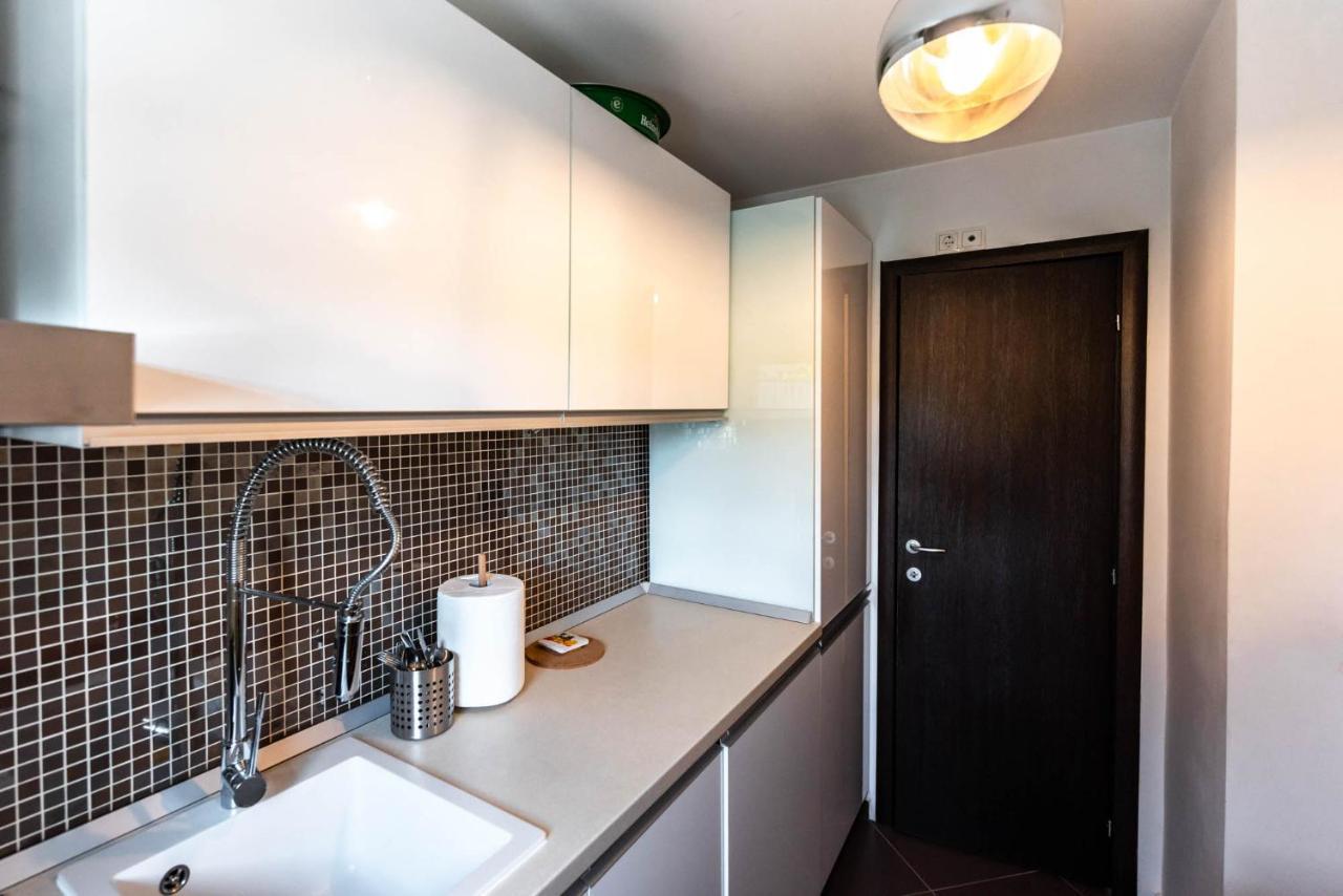 La Nueve Suite Braşov Exteriör bild
